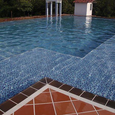 Hotel Campestre Mastranto Вильявисенсио Экстерьер фото